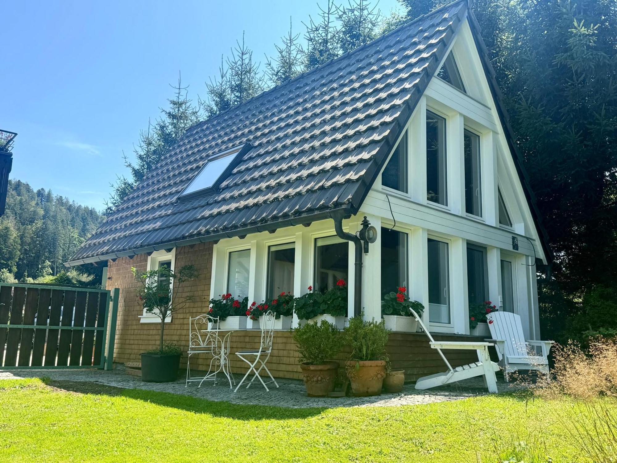 Hollhouse - Bed & Breakfast Hinterzarten Εξωτερικό φωτογραφία